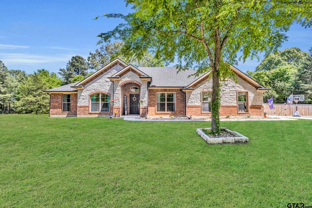 11867 Berrycreek Cir, Frankston, TX 75763
