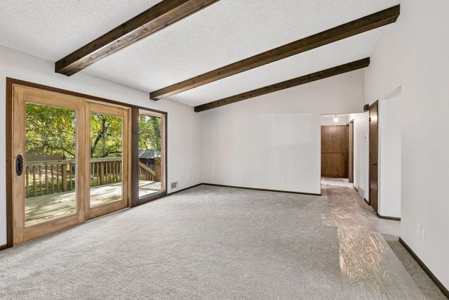 2904 Louisiana Avenue N, Crystal, MN 55427