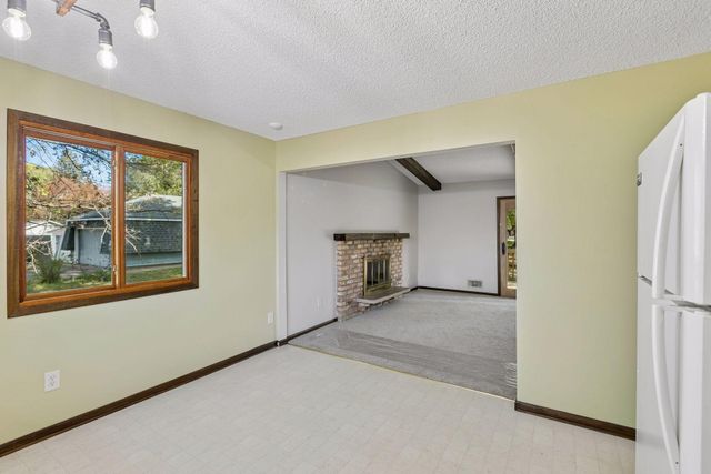 2904 Louisiana Avenue N, Crystal, MN 55427
