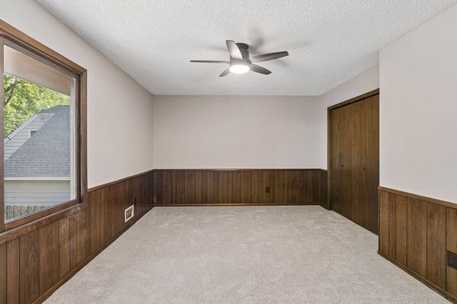 2904 Louisiana Avenue N, Crystal, MN 55427