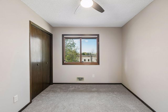 2904 Louisiana Avenue N, Crystal, MN 55427