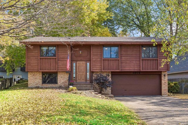 2904 Louisiana Avenue N, Crystal, MN 55427