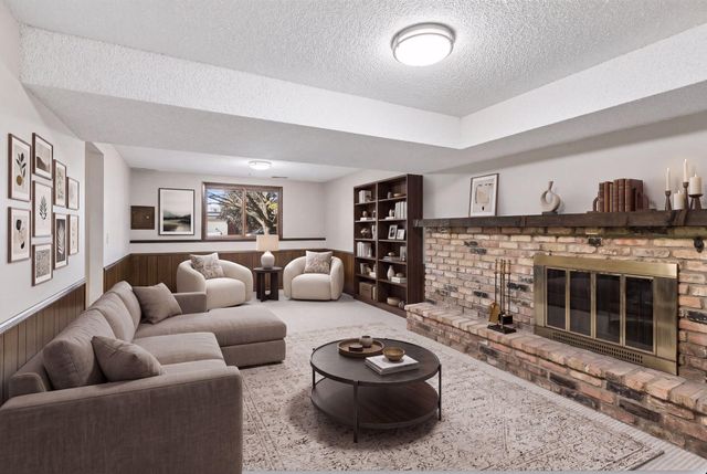 2904 Louisiana Avenue N, Crystal, MN 55427