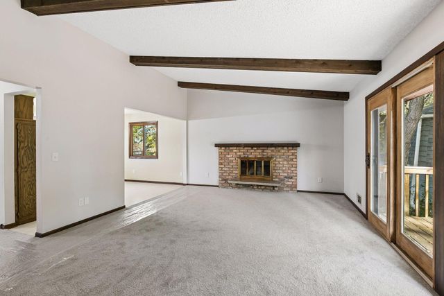 2904 Louisiana Avenue N, Crystal, MN 55427