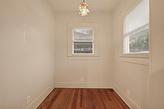 817 Henderson Street, Houston, TX 77007