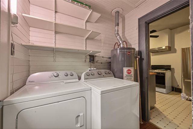 817 Henderson Street, Houston, TX 77007