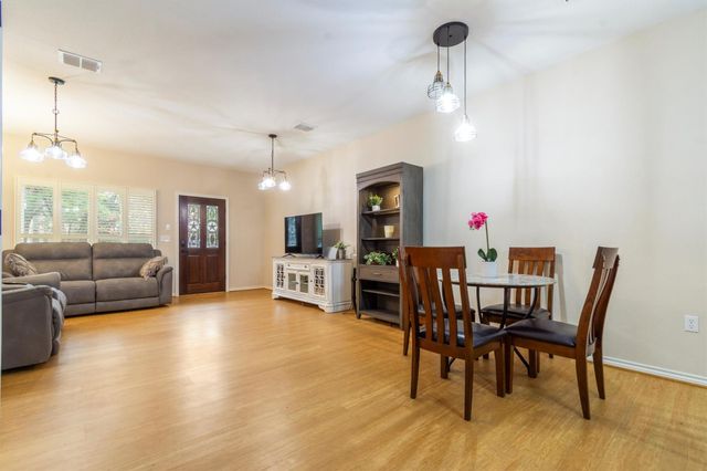 114 Deer RUN, Moody, TX 76557