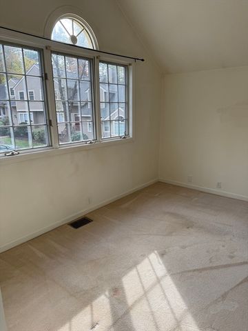 6 Lilac Court 6, Hopkinton, MA 01748