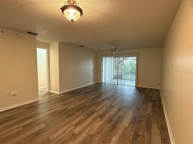 702 COUNTRY LANE NE 702, Winter Haven, FL 33881