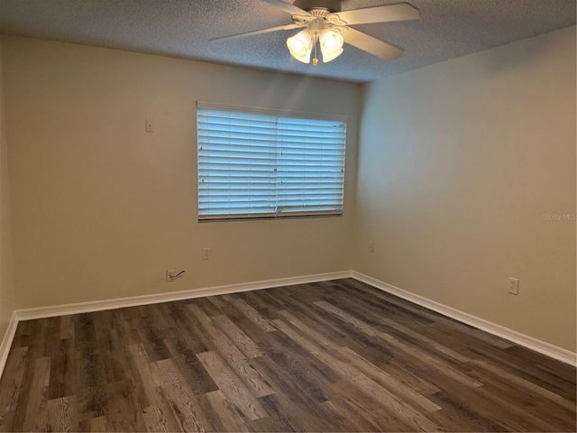 702 COUNTRY LANE NE 702, Winter Haven, FL 33881