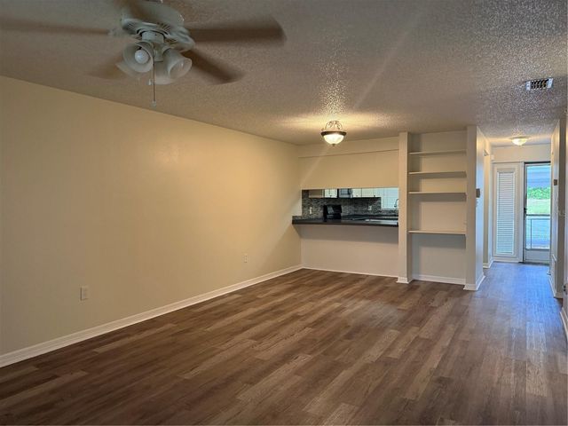 702 COUNTRY LANE NE 702, Winter Haven, FL 33881