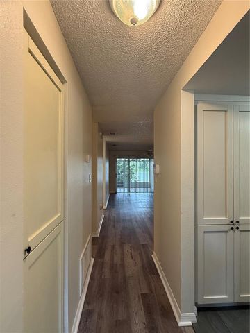 702 COUNTRY LANE NE 702, Winter Haven, FL 33881
