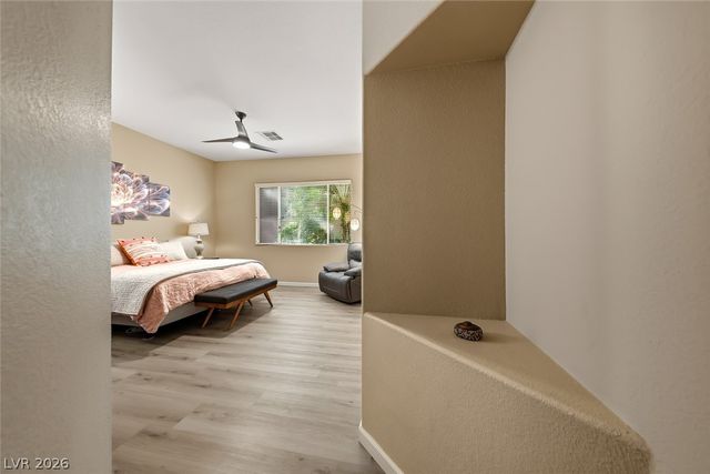 2321 Stone Glen Lane, Las Vegas, NV 89134