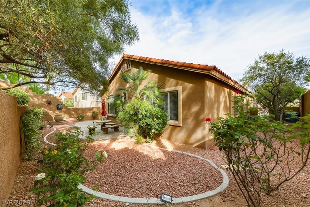 2321 Stone Glen Lane, Las Vegas, NV 89134