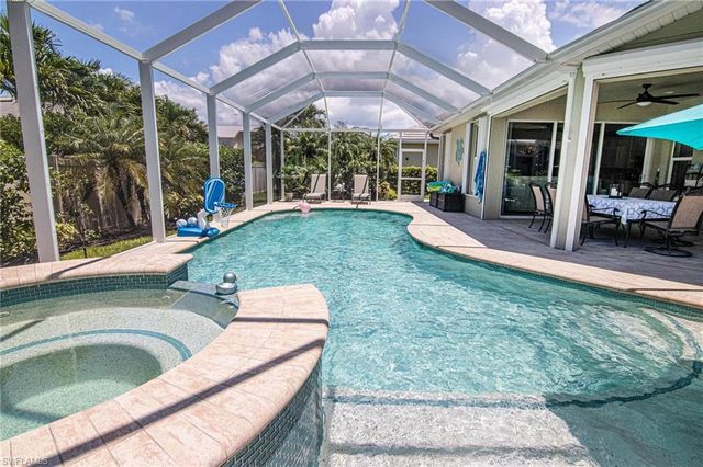 2629 Lambay CT, Cape Coral, FL 33991