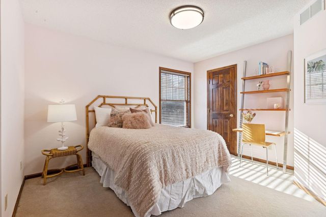 4481 Snail Lake Boulevard, Shoreview, MN 55126