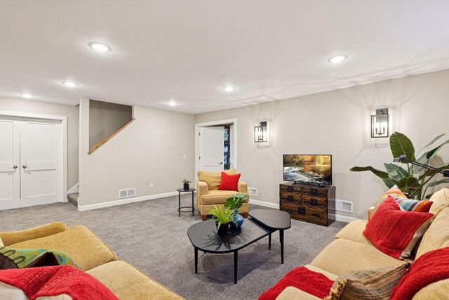 4481 Snail Lake Boulevard, Shoreview, MN 55126