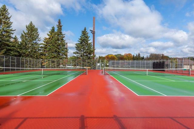 4481 Snail Lake Boulevard, Shoreview, MN 55126