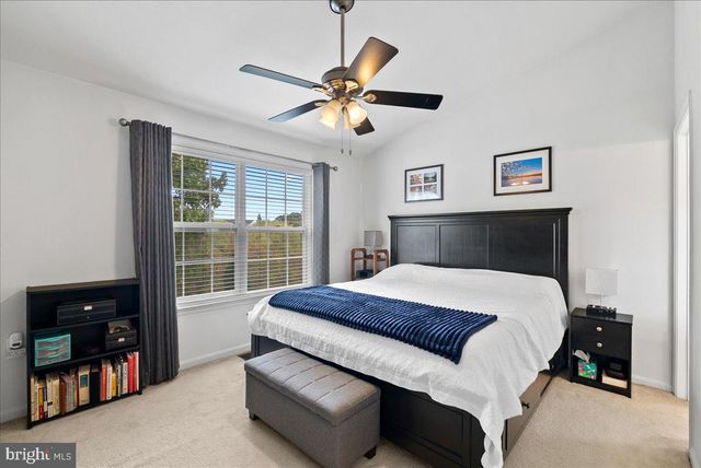 13052 MARCEY CREEK RD #13052, Herndon, VA 20171