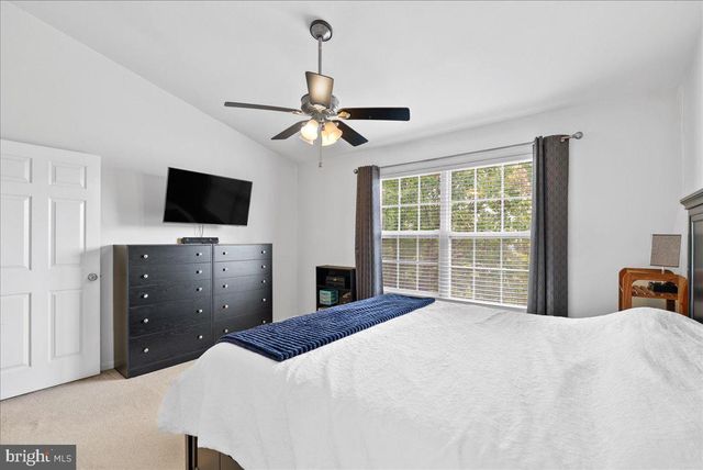 13052 MARCEY CREEK RD #13052, Herndon, VA 20171