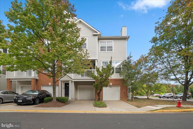 13052 MARCEY CREEK RD #13052, Herndon, VA 20171