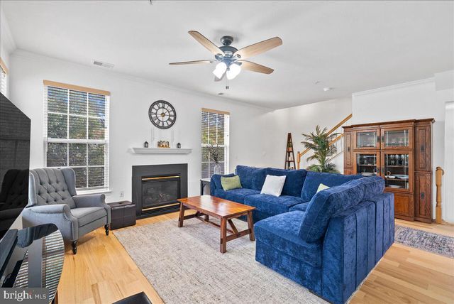 13052 MARCEY CREEK RD #13052, Herndon, VA 20171