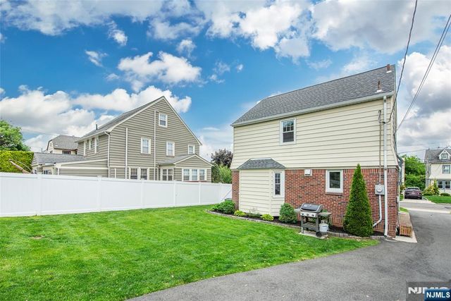 384 Essex Avenue, Bloomfield, NJ 07003