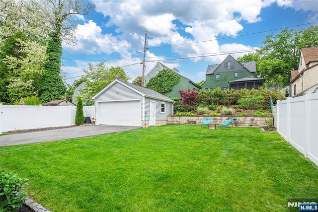 384 Essex Avenue, Bloomfield, NJ 07003