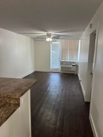 2701 RIVERSIDE Drive 105-B, Coral Springs, FL 33065
