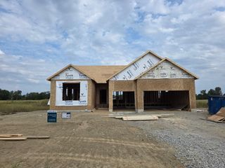 1858 Lambrusco Drive, Valparaiso, IN 46385