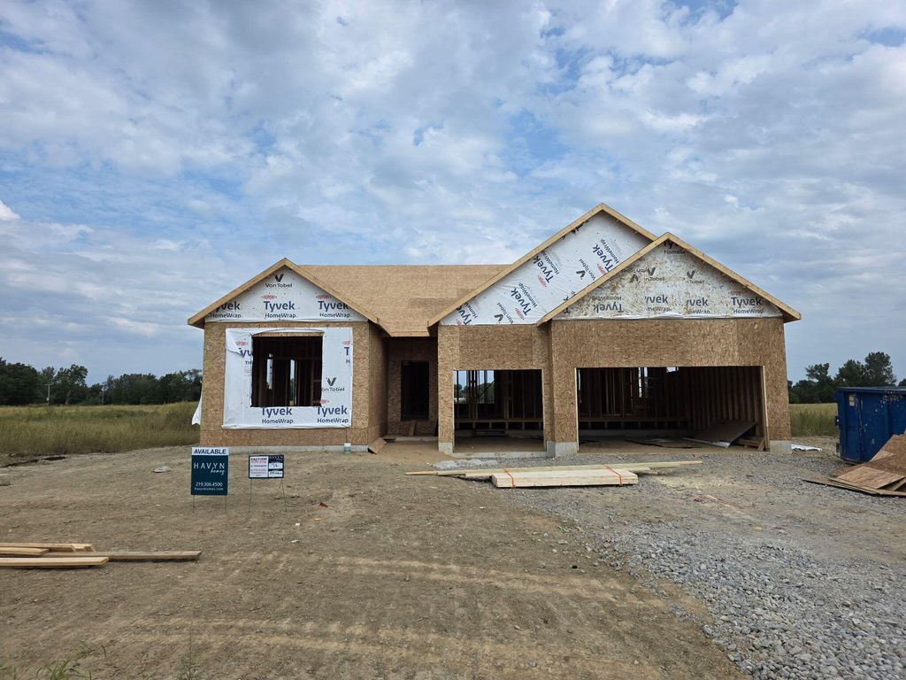 1858 Lambrusco Drive, Valparaiso, IN 46385