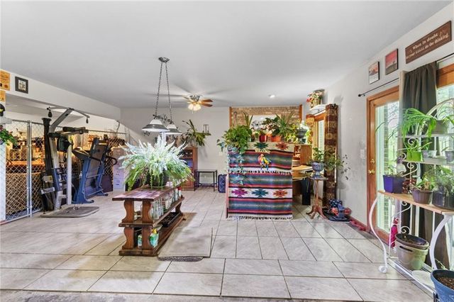 19618 Neth Road, Trimble, MO 64492