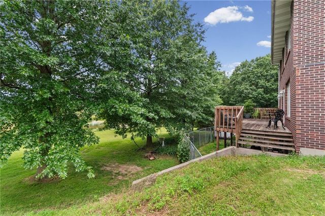 19618 Neth Road, Trimble, MO 64492