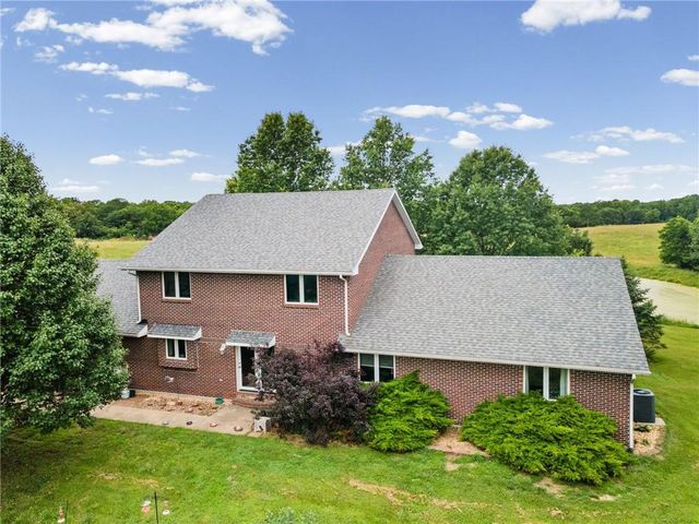 19618 Neth Road, Trimble, MO 64492