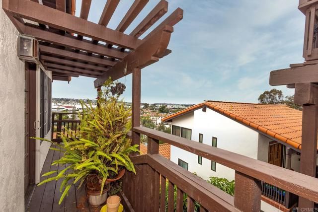 4008 Ampudia Street, San Diego, CA 92110