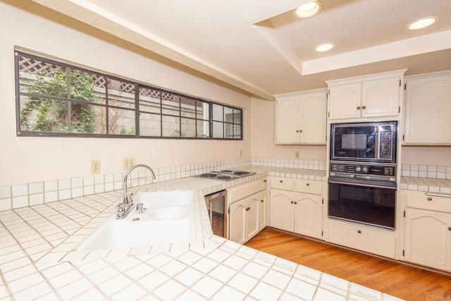 4008 Ampudia Street, San Diego, CA 92110