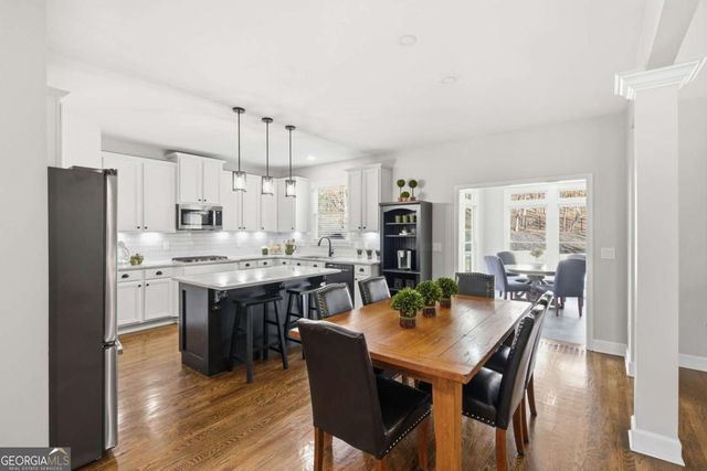 435 Oak Forest Drive, Dawsonville, GA 30534