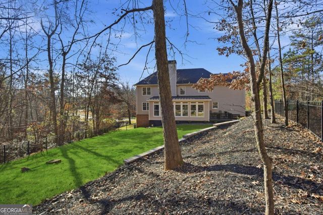 435 Oak Forest Drive, Dawsonville, GA 30534