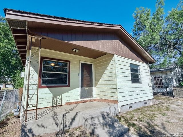 247 E Baylor, San Antonio, TX 78204