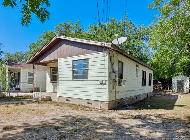 247 E Baylor, San Antonio, TX 78204