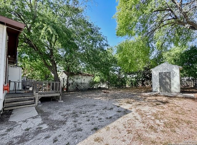 247 E Baylor, San Antonio, TX 78204