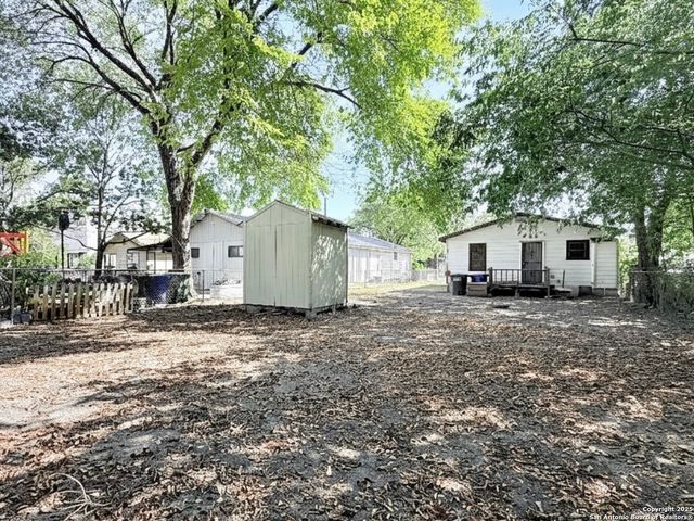 247 E Baylor, San Antonio, TX 78204