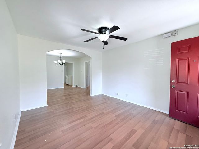247 E Baylor, San Antonio, TX 78204