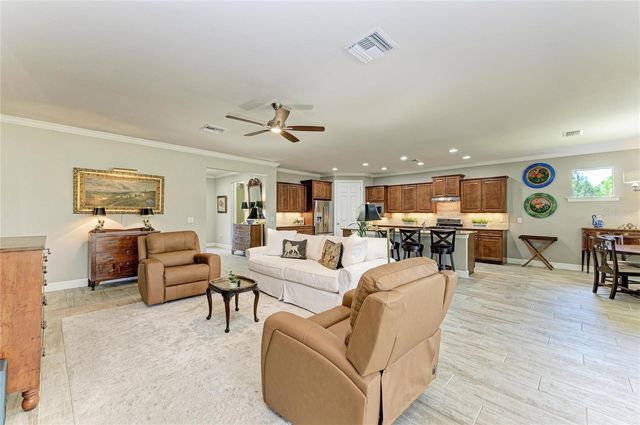 6925 CHESTER TRAIL, Bradenton, FL 34202