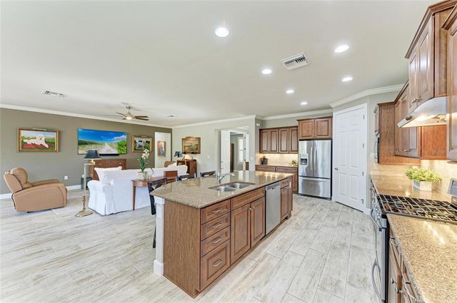 6925 CHESTER TRAIL, Bradenton, FL 34202