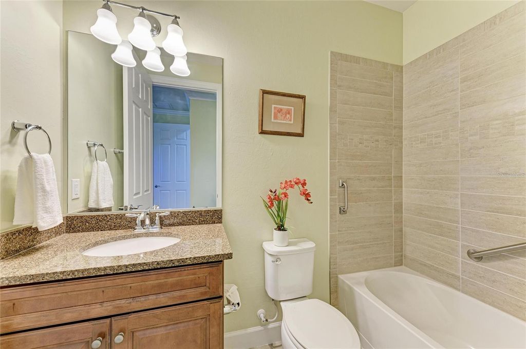 Image 36 of property listing at 6925 CHESTER TRAIL, Bradenton, FL 34202