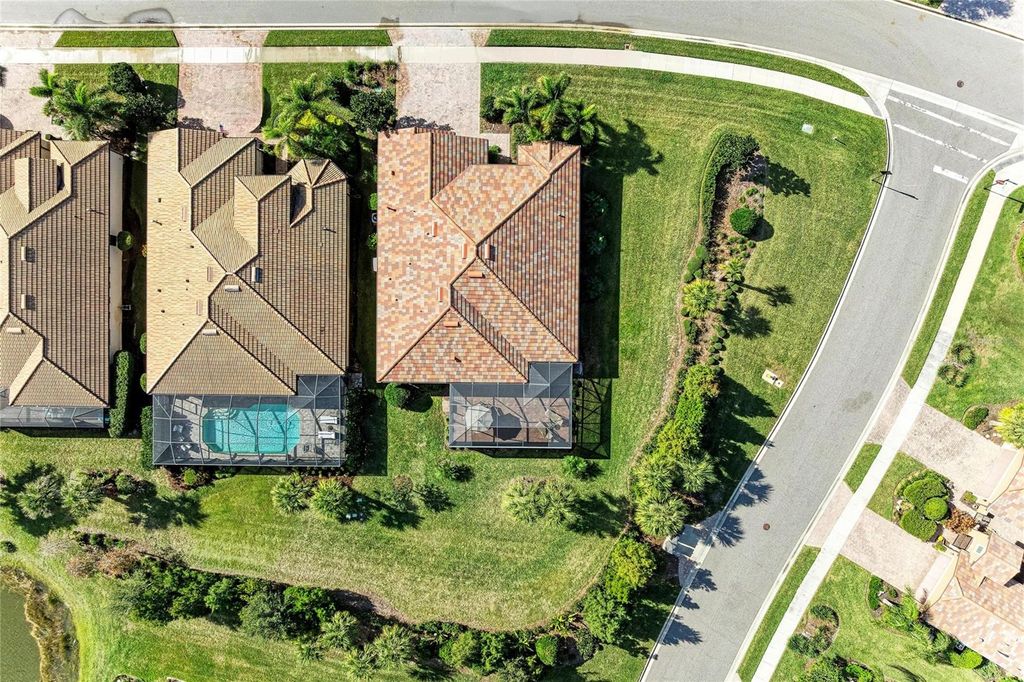 Image 7 of property listing at 6925 CHESTER TRAIL, Bradenton, FL 34202