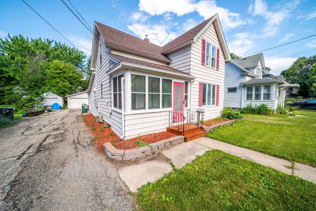 125 8th Avenue SE, Rochester, MN 55904