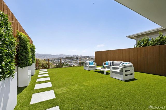 397 Mangels Avenue, San Francisco, CA 94127