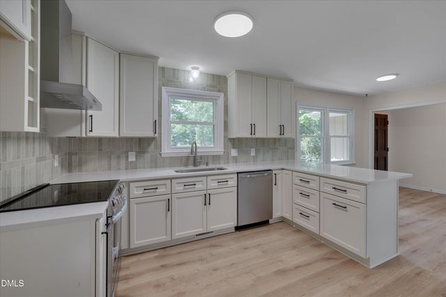 411 S Montreal Court, Cary, NC 27511